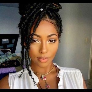 Meet your Posher, Hazel